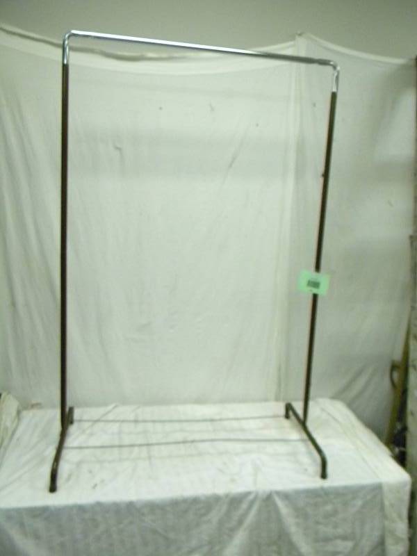 lot 258 image: Metal Clothing Rack