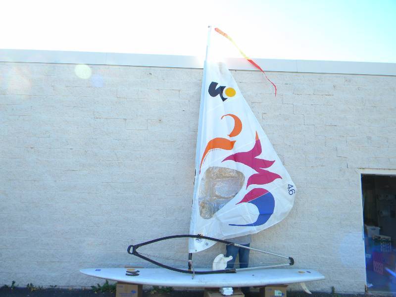 lot 1 image: 13 Wayler Wind Surfing Sail Board
