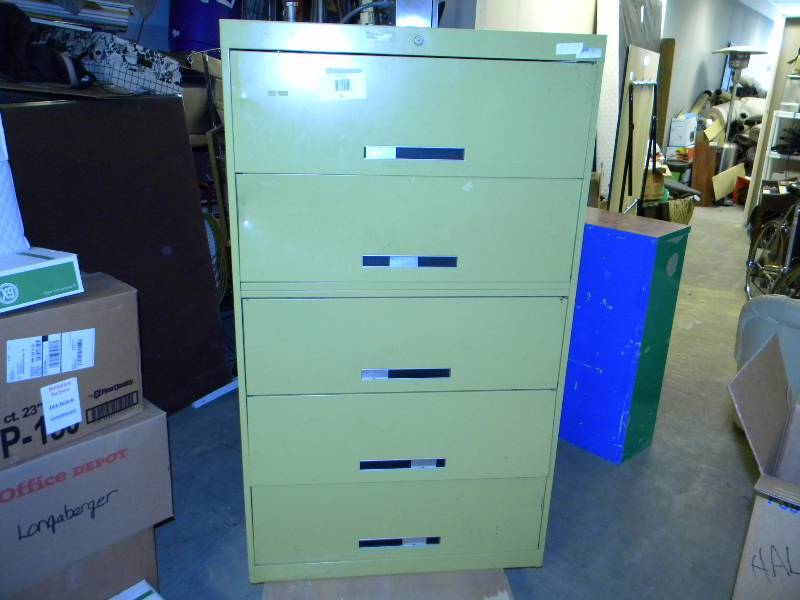 lot 6 image: File Cabinet