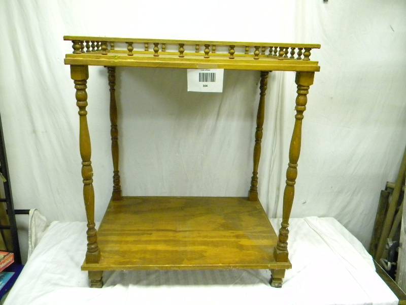 lot 304 image: Wood Table Stand