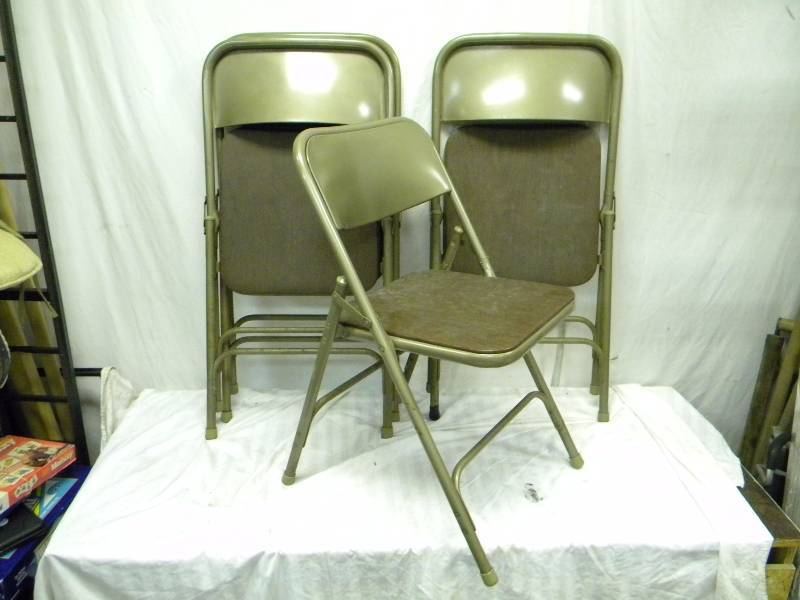 lot 316 image: Metal Folding Chairs