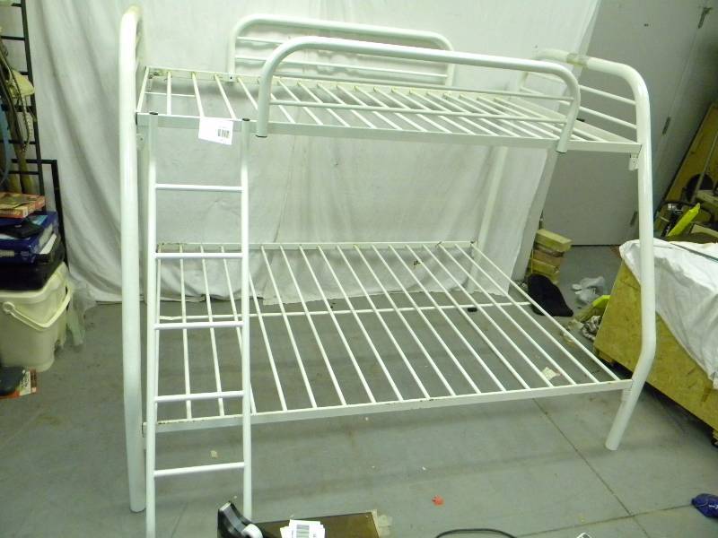 lot 9 image: Metal Bunk Beds