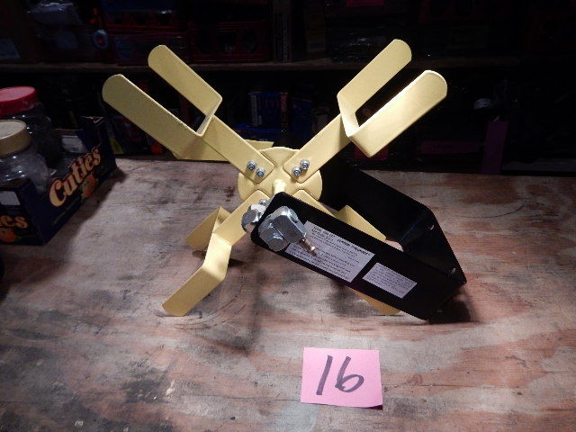 lot 16 image: CENTRAL pneumatics Air Hose reel