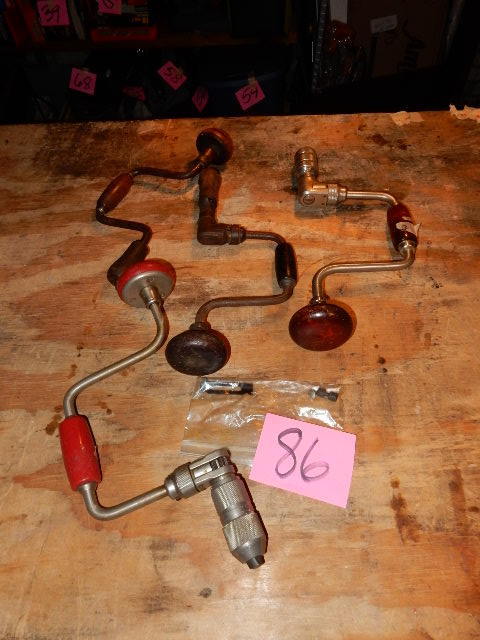 lot 86 image: Set of 4 BRACES