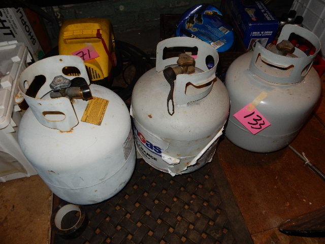 lot 133 image: 3, Propane Gas Tanks