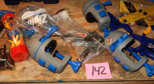 lot 142 image: Misc. Clamps as pictured