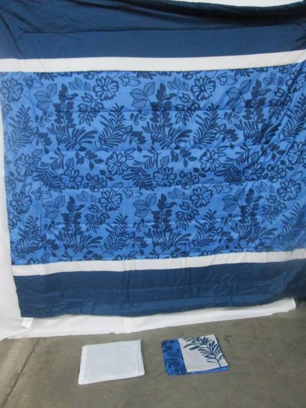 Alcove Jacqueline Comforter Set - Queen