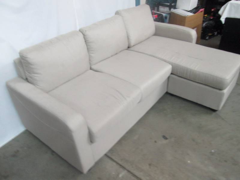 Chateau Microfiber Sectional with Movable Chaise