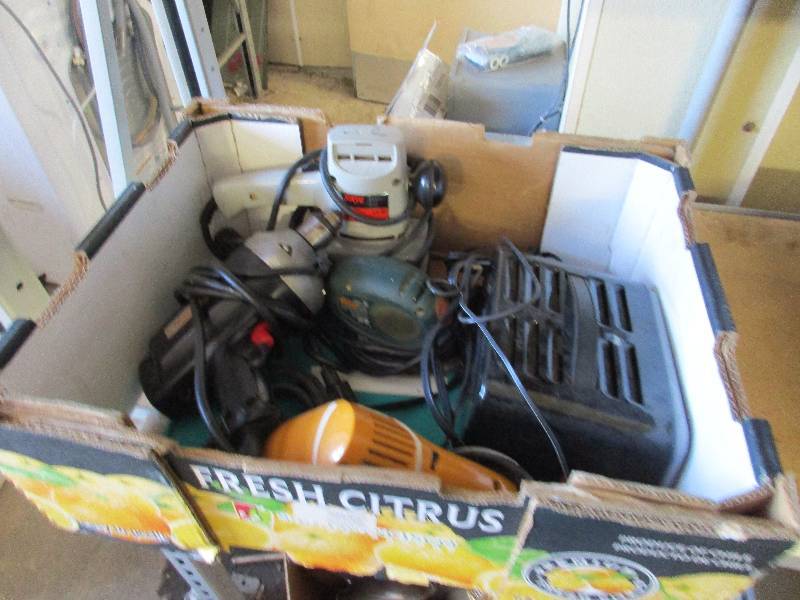 Drills SandersBattery Charger