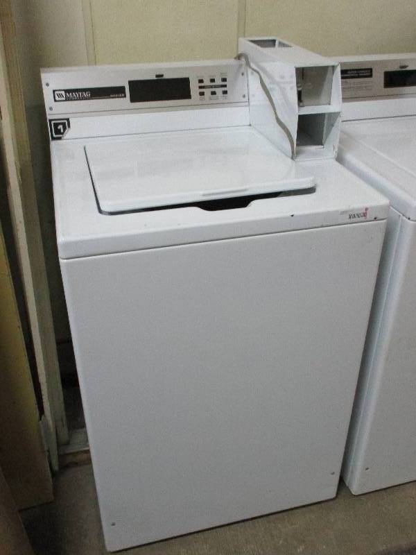 Maytag Commercial Washing machine