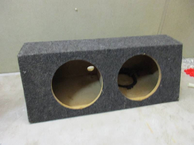 Speaker box