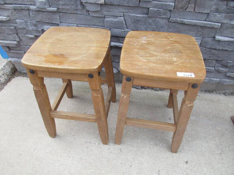 Pier 1 stools
