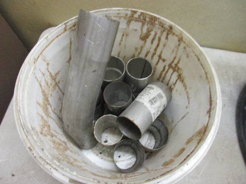 Exhaust pipe fittings