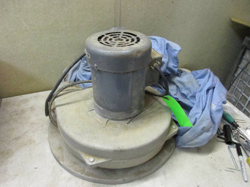Dust collector