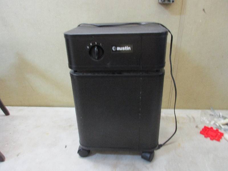 Room air purifier