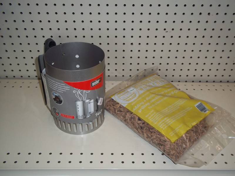 lot 40 image: Charcoal Starter, Wood Chips