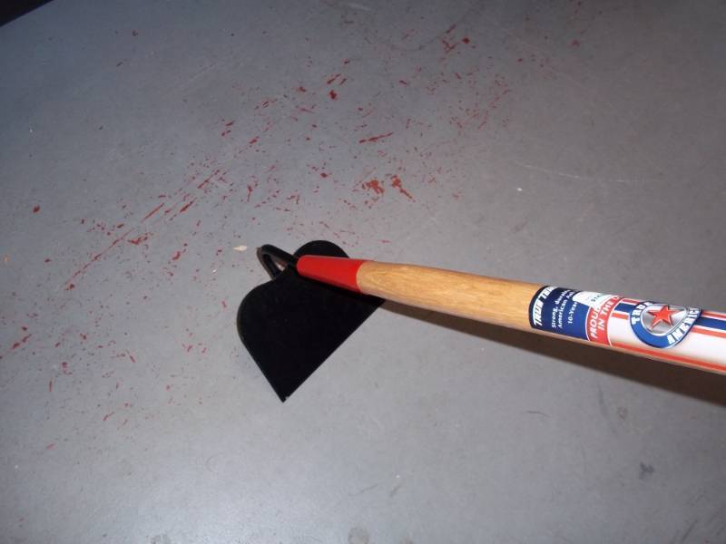 lot 71 image: Flat Bottom Hoe