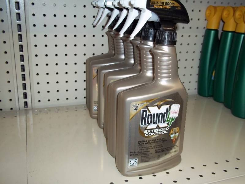 lot 88 image: Lot of 6 Round Up Extended Control Weed Killer