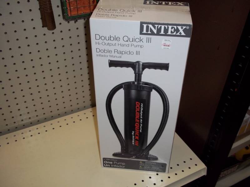 lot 118 image: Double Quick 3 Hand Pump