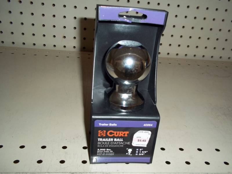 lot 160 image: 2 in Trailer Ball