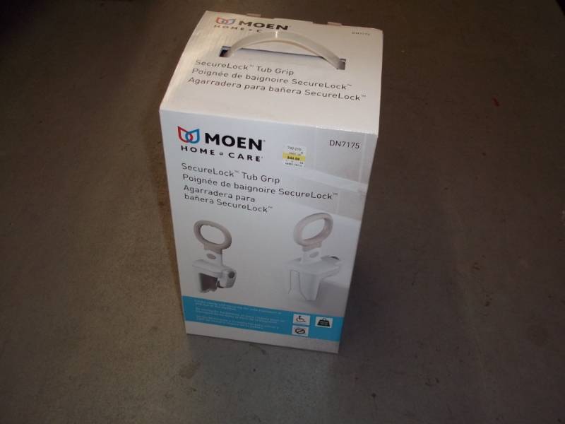 lot 176 image: Secure Lock Tub Grip