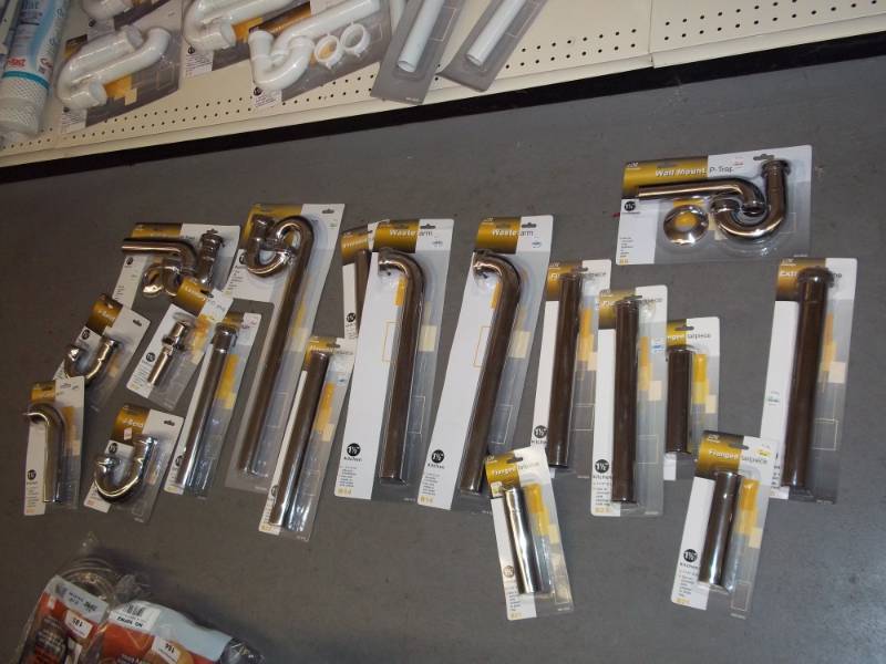 lot 194 image: Lot of Chrome Bathroom Drain Pipe