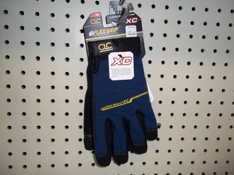 lot 268 image: Flex Grip Gloves Size Med