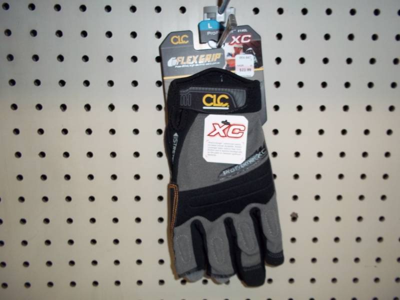 lot 270 image: Flex Grip Gloves Size Large