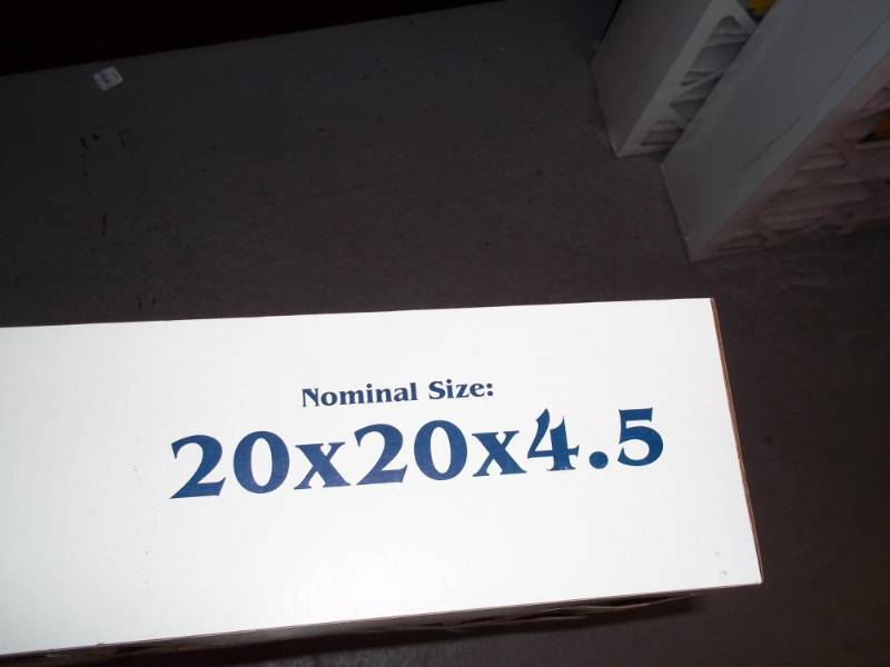 lot 309 image: Mer V8 Filter  20x20x4.5