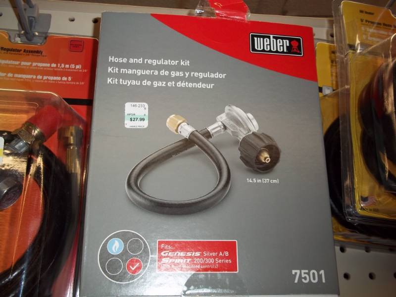lot 315 image: Weber Hose and Regulator Kit