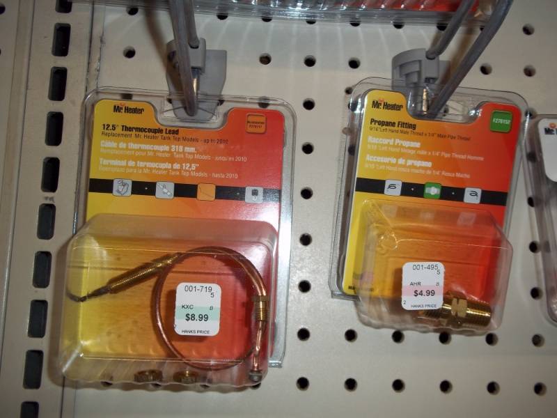 lot 325 image: Lot of 2 packages includes Propane coupler and thermo coupler