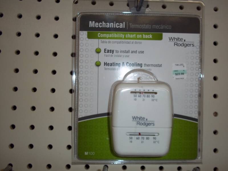 lot 331 image: Manual Thermostat