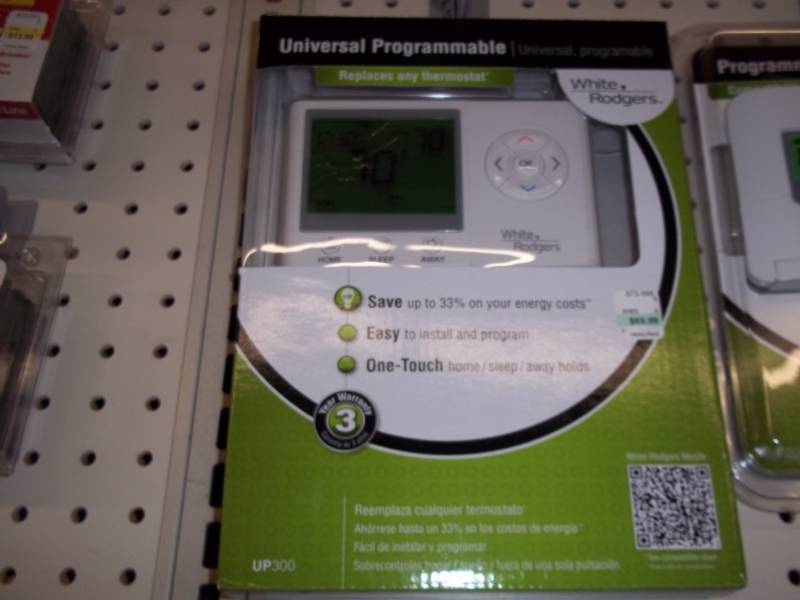lot 335 image: Universal Programmable Thermostat