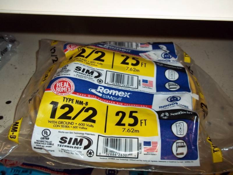 lot 348 image: Electrical Wire 122 25 ft