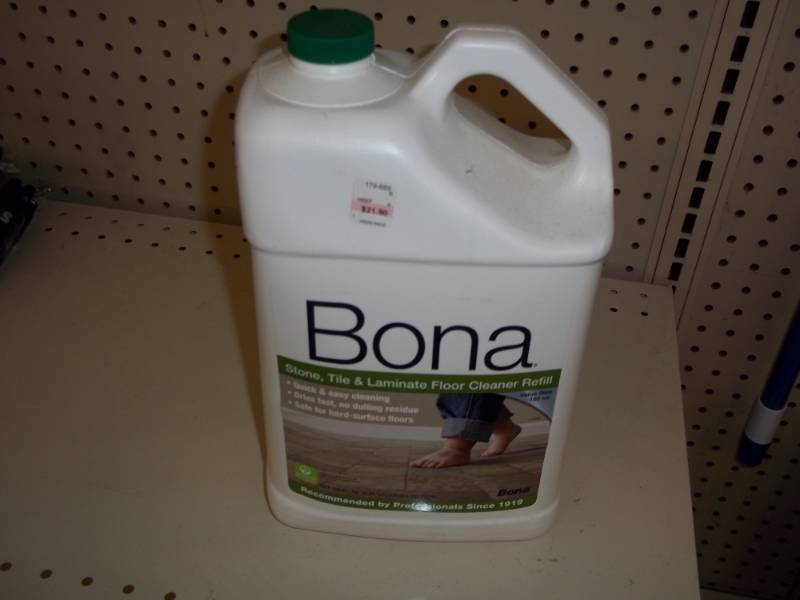 lot 383 image: Gallon Bona Floor Cleaner