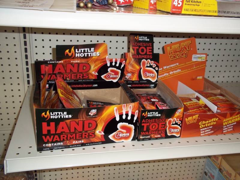 lot 430 image: Lot of Hand Warmers and Toe Warmers