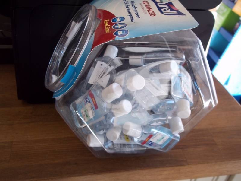 lot 478 image: Fishbowl Display of Hand Sanitizers