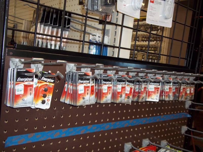 lot 501 image: Large Selection of Button Batteries