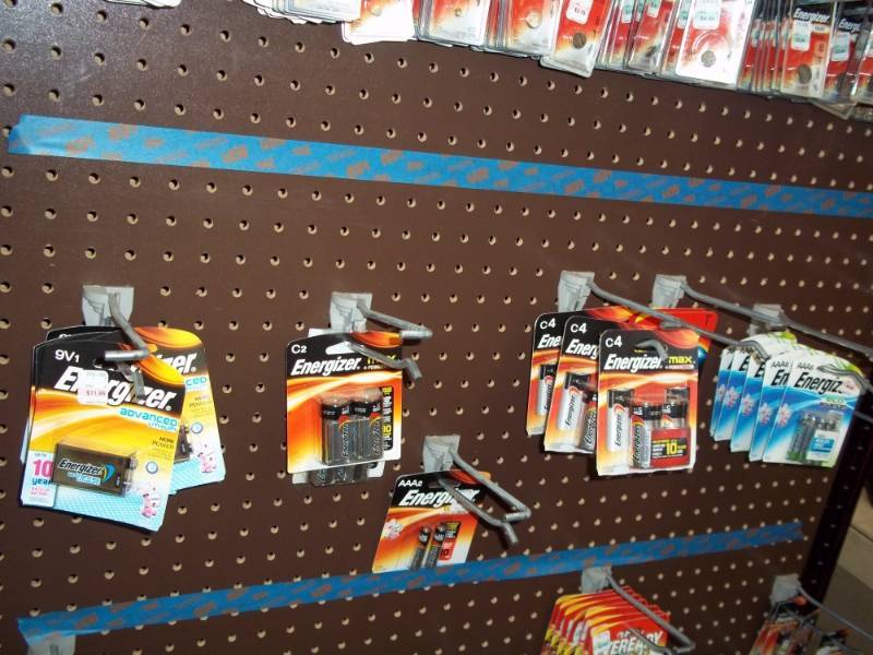 lot 502 image: Assortment of Batteries