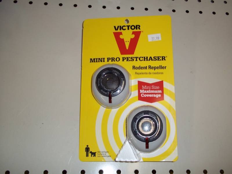lot 569 image: Mini Pro Pestchaser Rodent Repeller