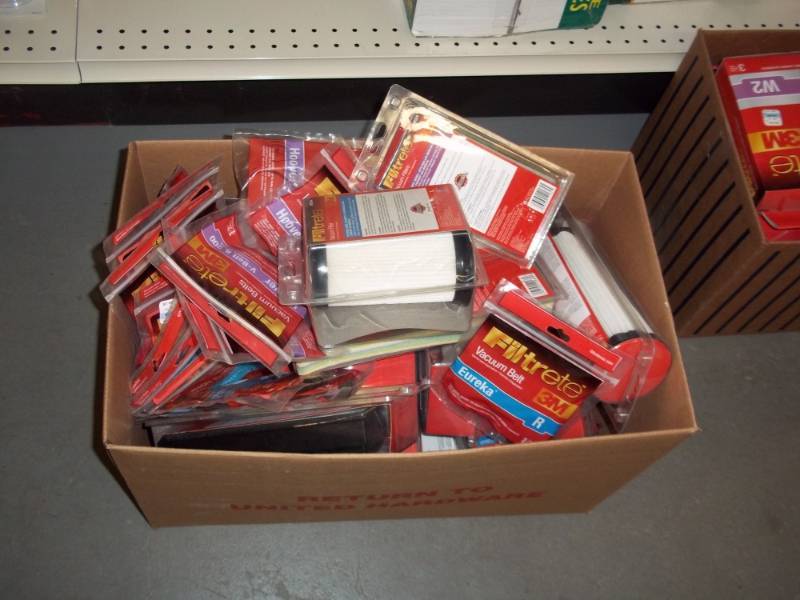 lot 582 image: Box of Assorted Vacuum Cleaner Filters and Belts
