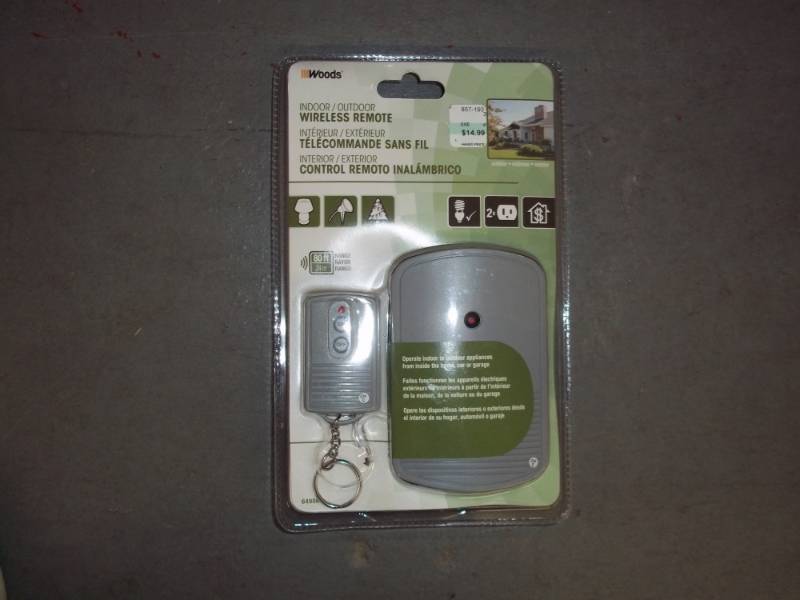 lot 647 image: Wireless remote plug in