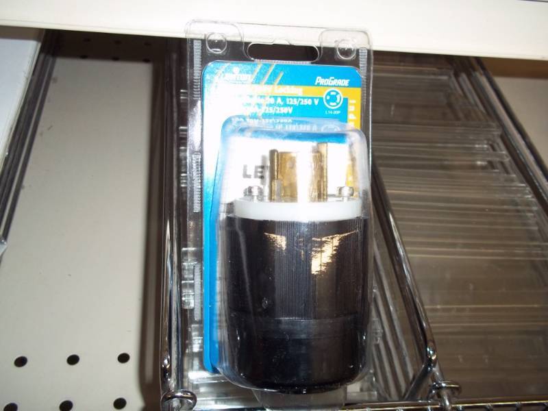lot 680 image: 20 amp Locking Plug