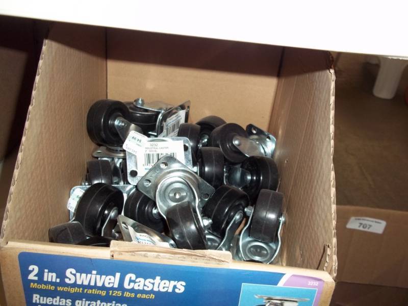 lot 718 image: Box of 2 in Swivel Casters
