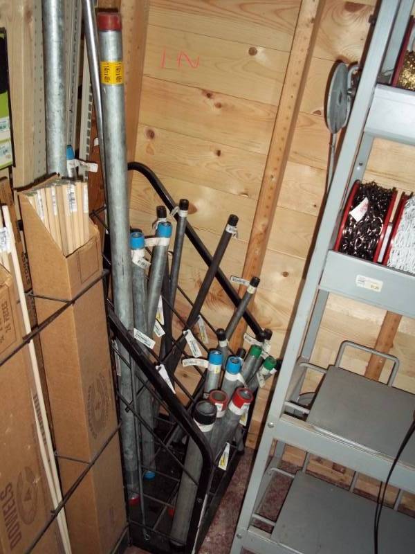 lot 729 image: Galvanized Pipe Assortment with Display Rack