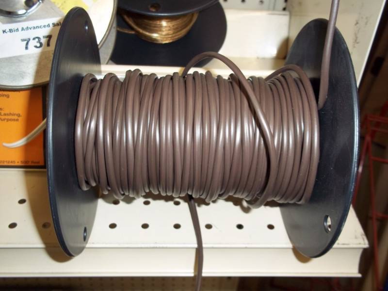 lot 739 image: Roll of Thermostat cable