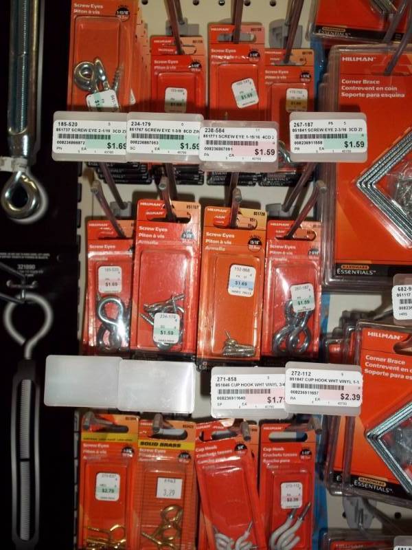 lot 775 image: Wall Lot Eye Screws