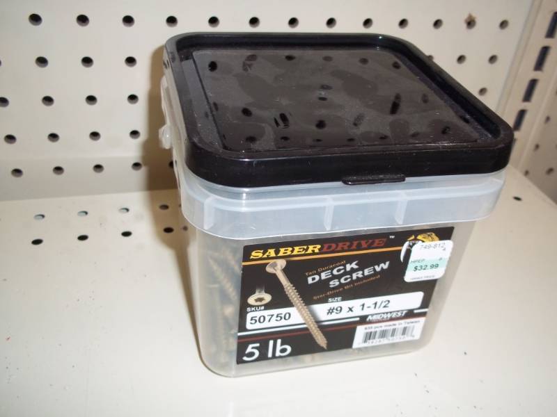 lot 788 image: Deck Screws 5 lbs 9 x 1 12