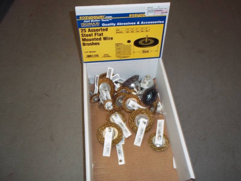 lot 859 image: Box of Assorted Wheel Brushes