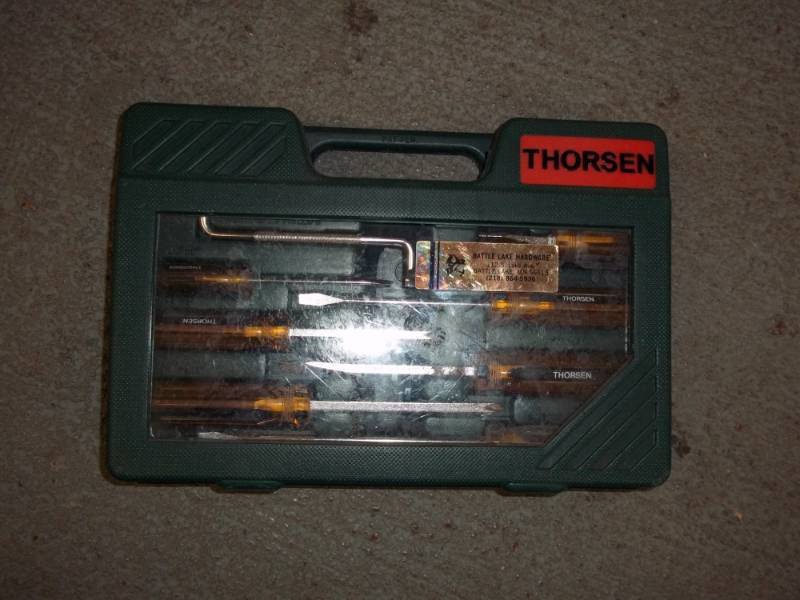lot 882 image: Used Thorson Screw Driver Set